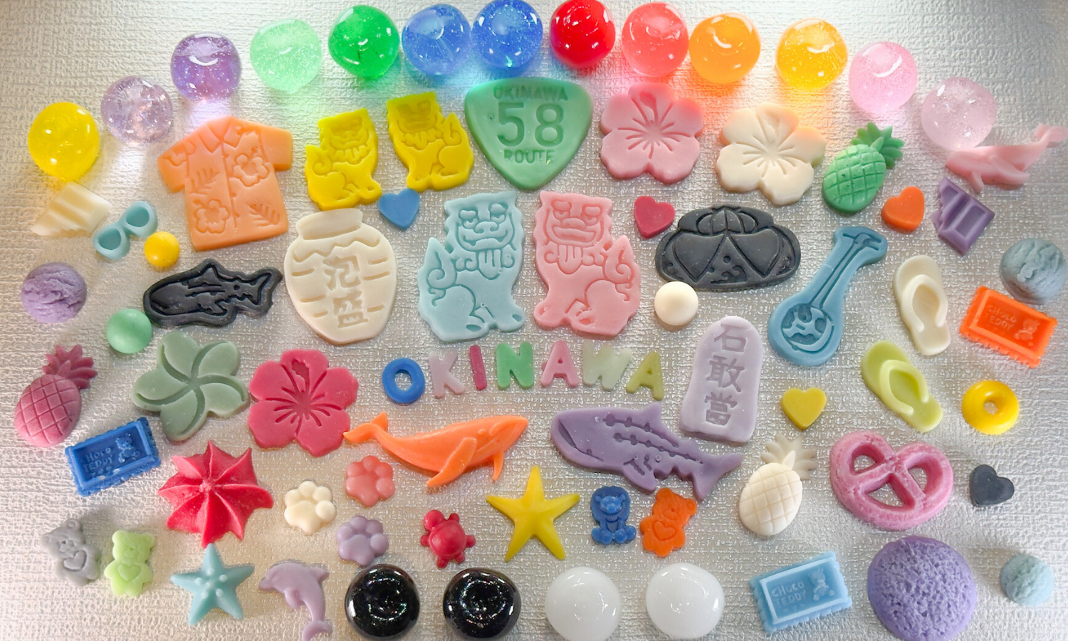 沖縄県北谷町 琉球工房ちゅら 沖縄クリームソーダキャンドル チェリーとクッキー一覧